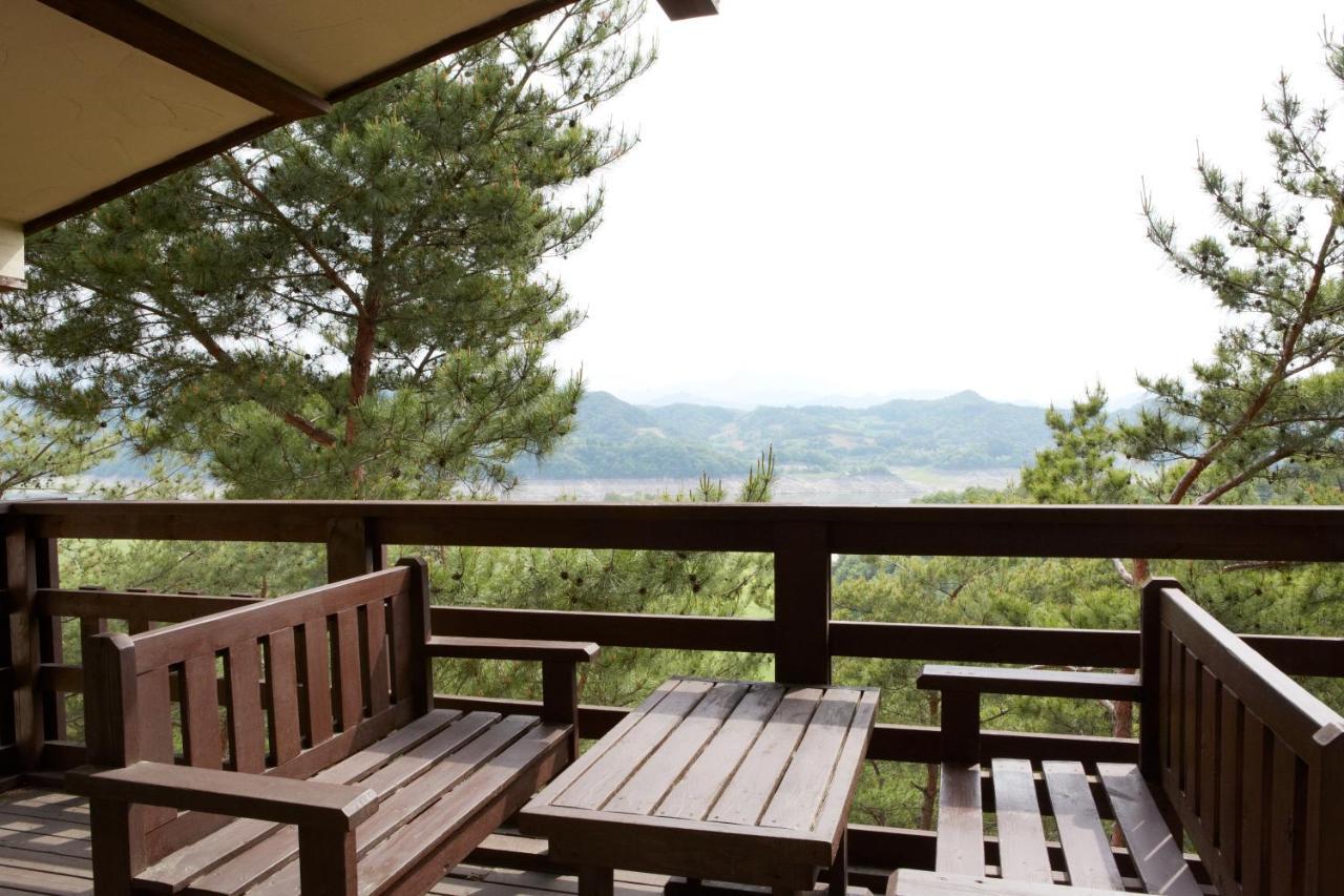Club Es Jecheon Resort Chechon Экстерьер фото